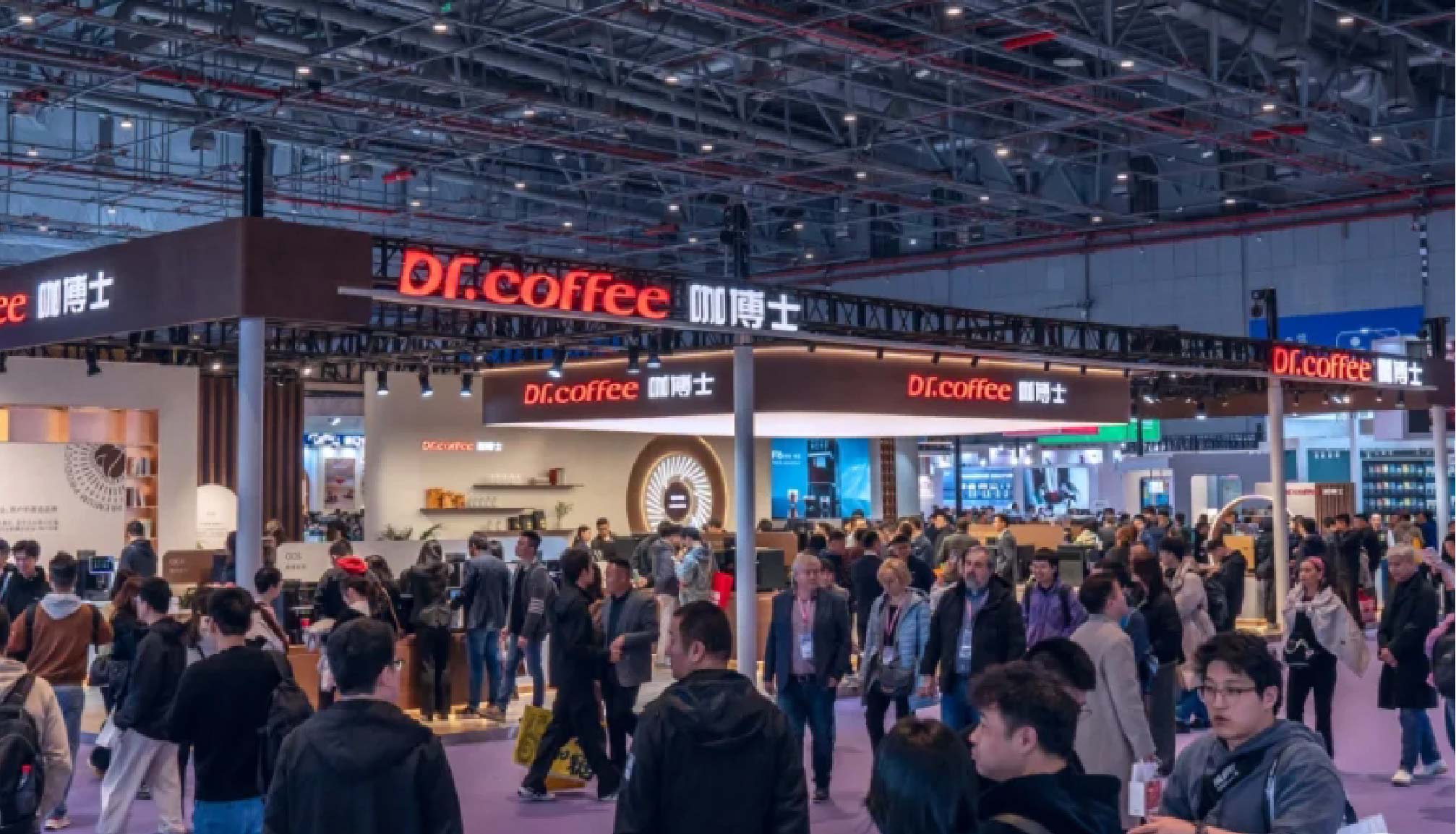 与时代同向同行，咖博士携新亮相2025 HOTELEX