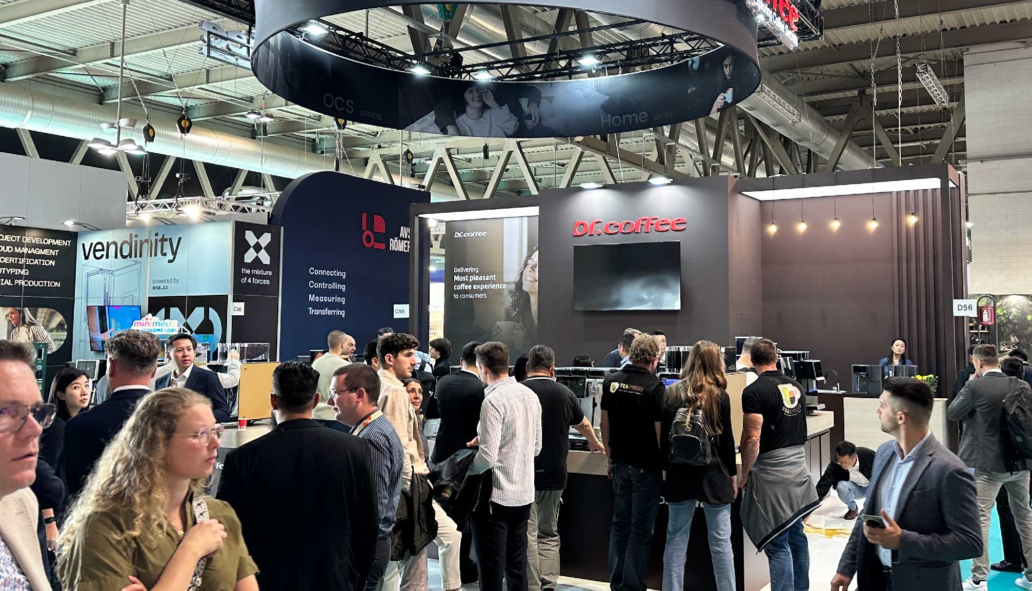 闪耀米兰丨咖博士携中国智造，聚焦世界目光